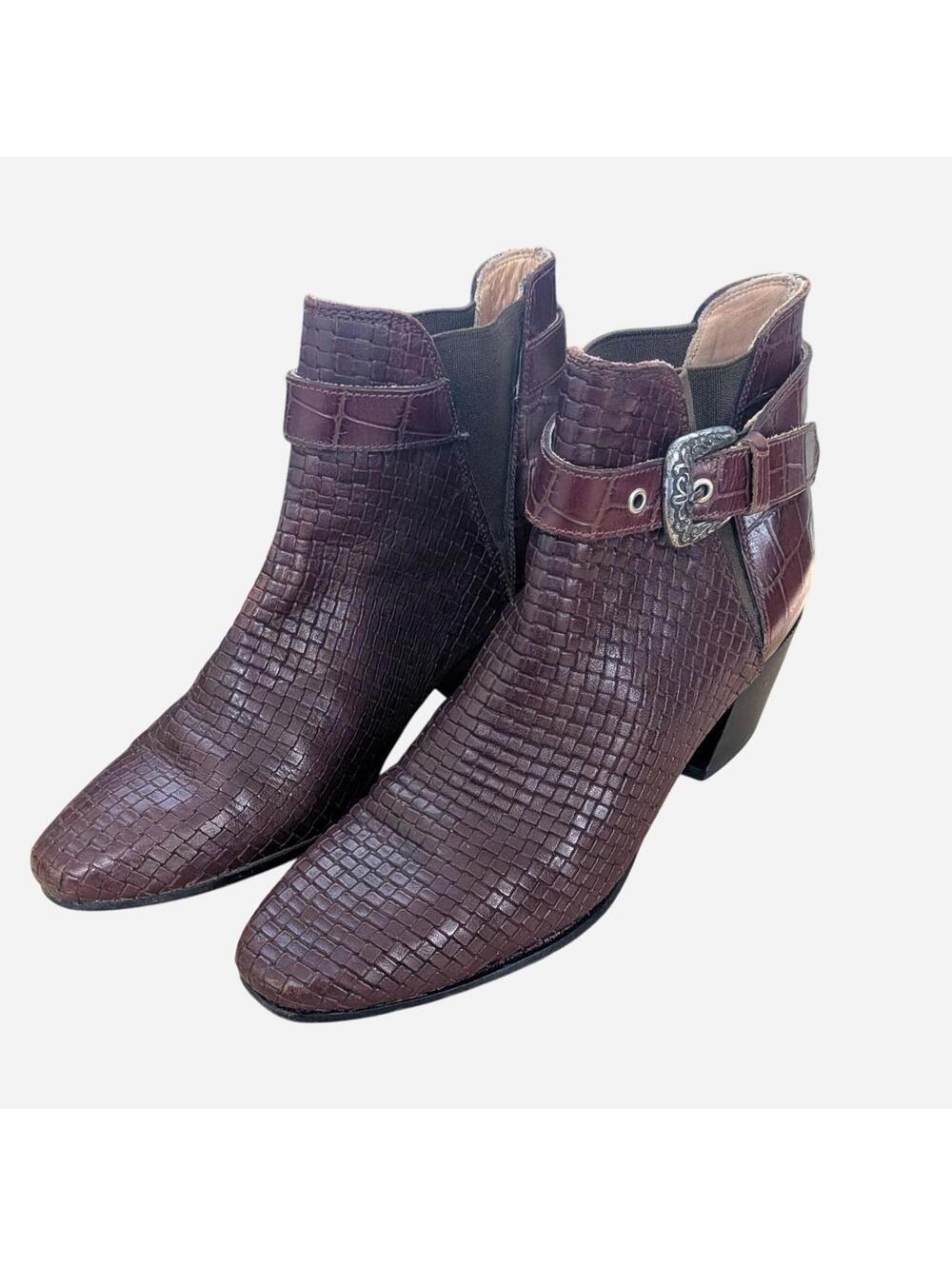 1980s Western Brown Lattice Leather Ankle Boots w Silver Buckle Women’s 9